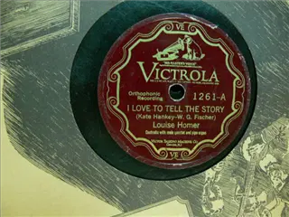 small_victrola 1261 a.webp